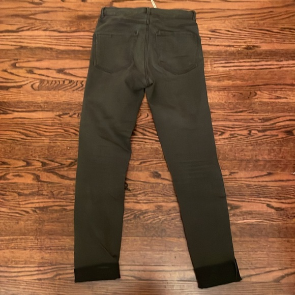 Zara women’s size 4 trafaluc denim makers. Grey colour. Natural fading. - Picture 5 of 7